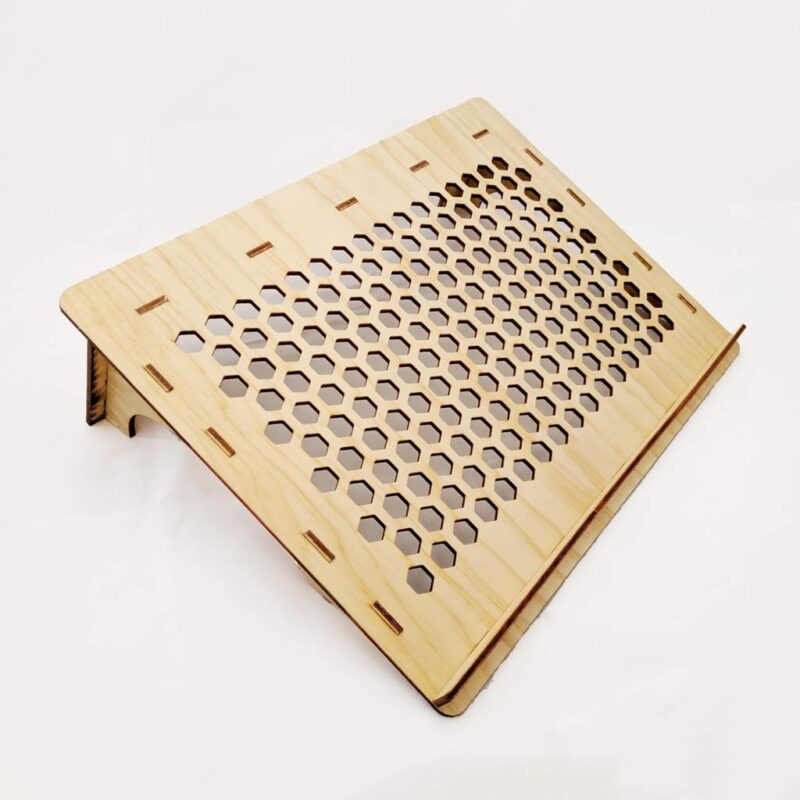 Escritorio / Mesita Portátil ´Lap Desk´ para Laptop ligera y hecha de madera