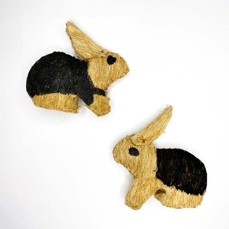 Conejo – Artesanía Cabécar – Set de 2 – hecho de Corteza